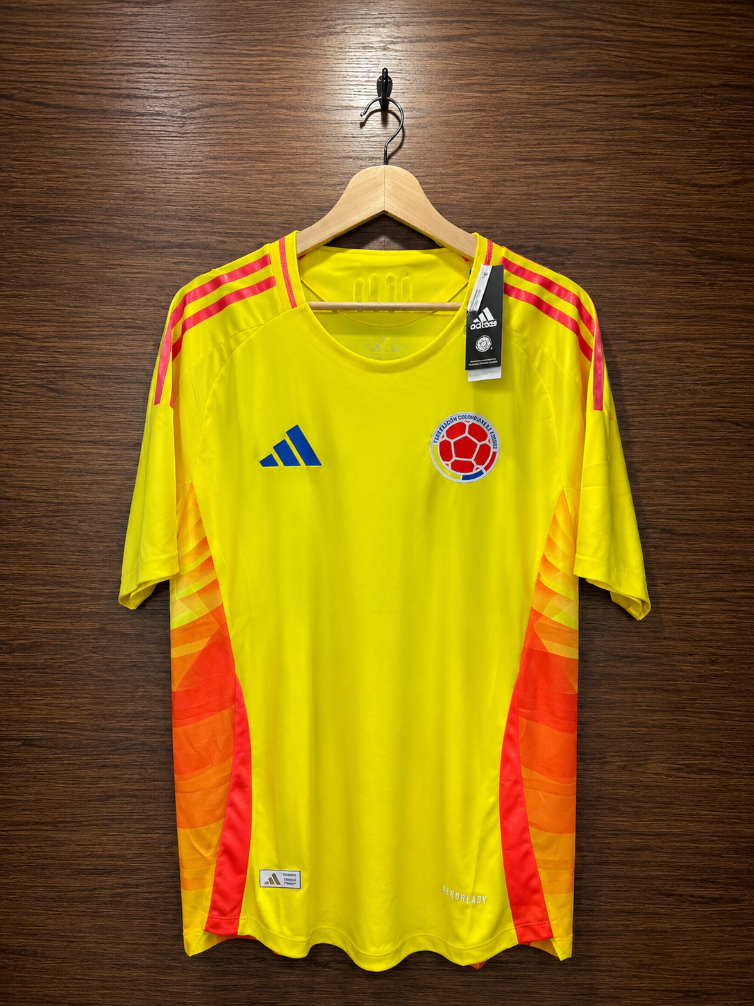 CAMISETA COLOMBIA LOCAL VERSION JUGADOR 2025