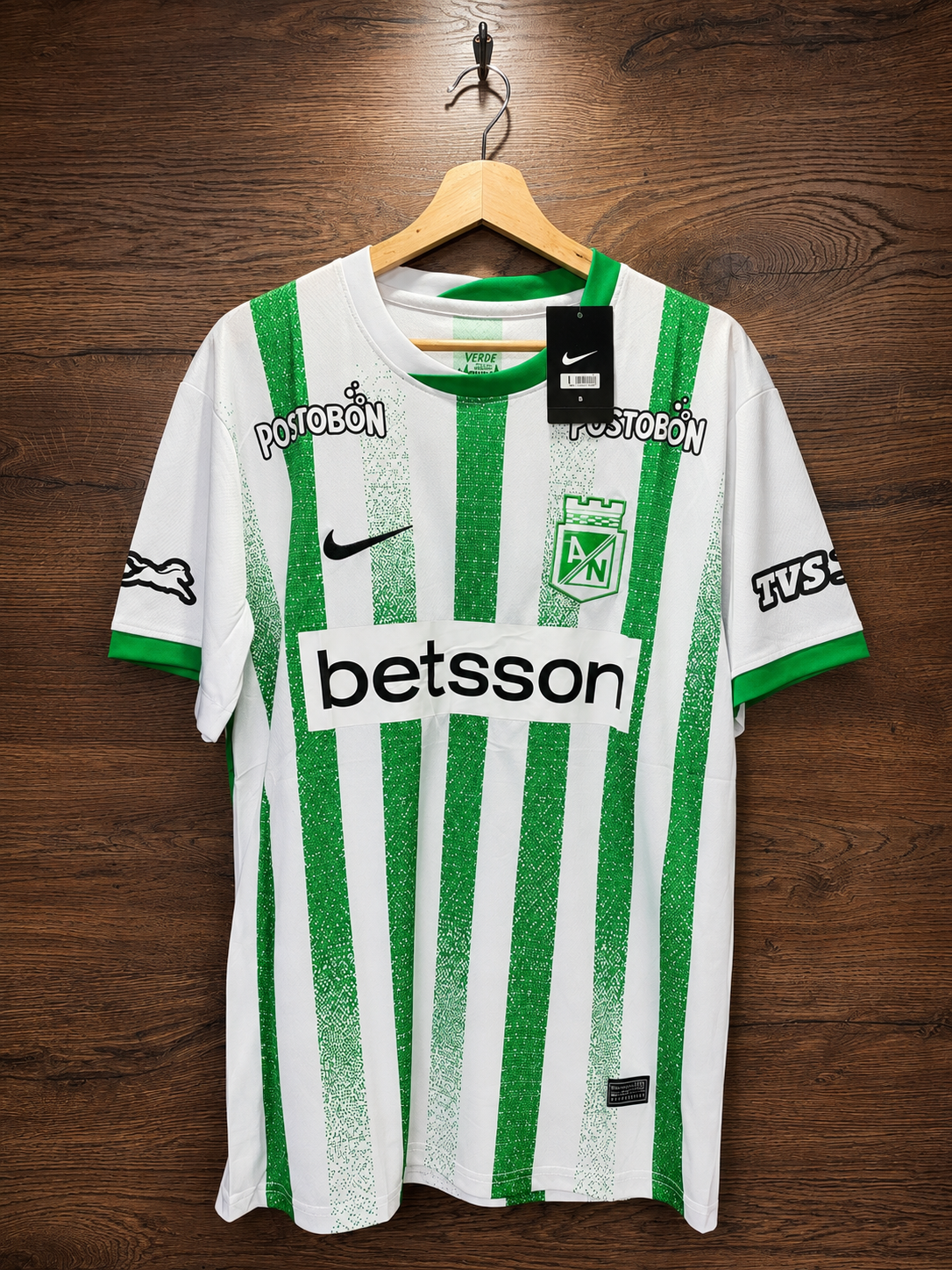 CAMISETA  NACIONAL VERSION FAN 2025
