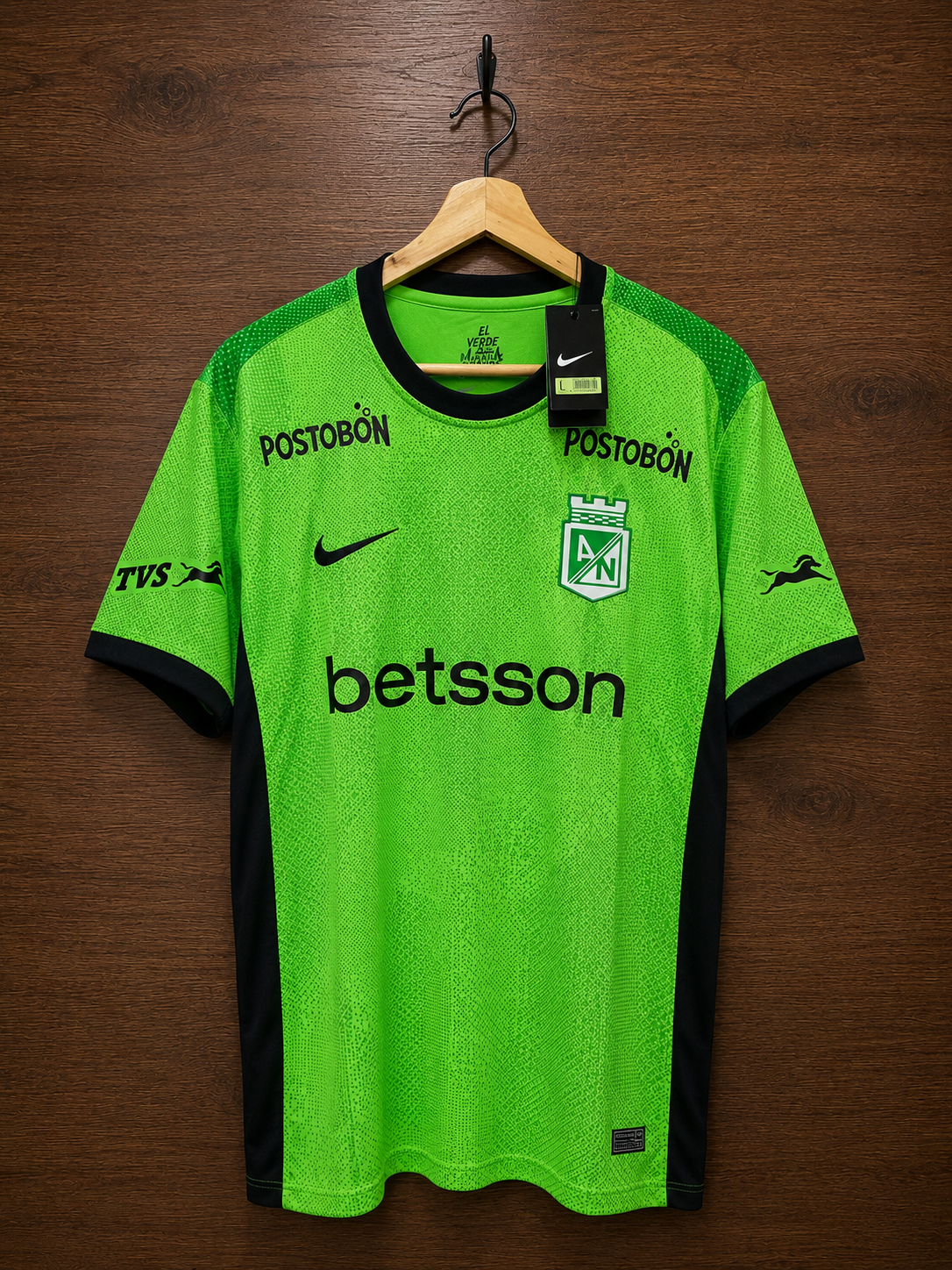 CAMISETA  NACIONAL VERSION FAN 2025