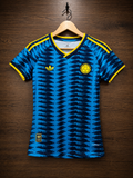 CAMISETA MUJER COLOMBIA VISITANTE VERSION FAN 2026