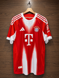 CAMISETA BAYERN MUNICH VERSION JUGADOR 2025