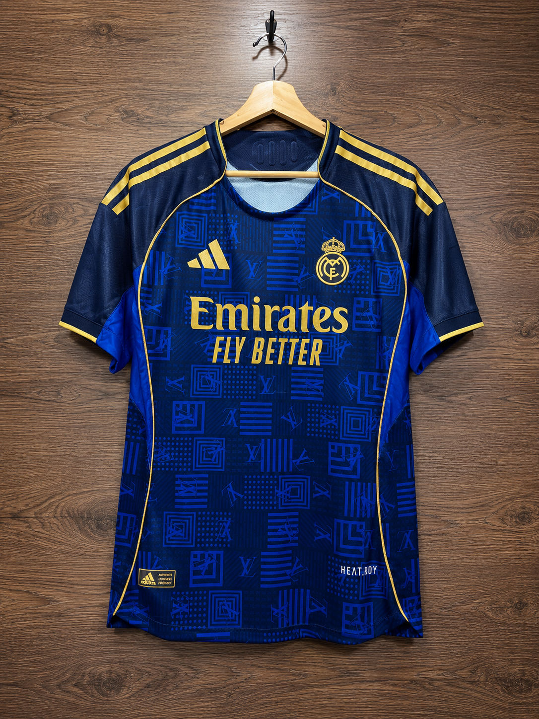 CAMISETA REAL MADRID  VERSION JUGADOR 2025
