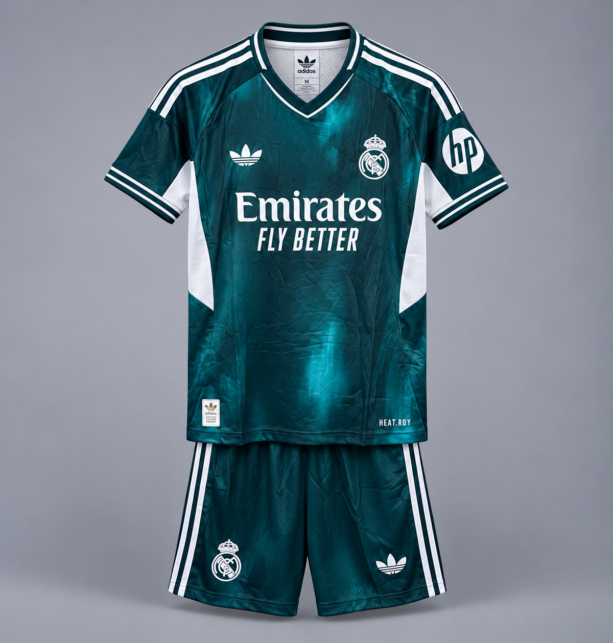 UNIFORME ADULTO REAL MADRID 2026