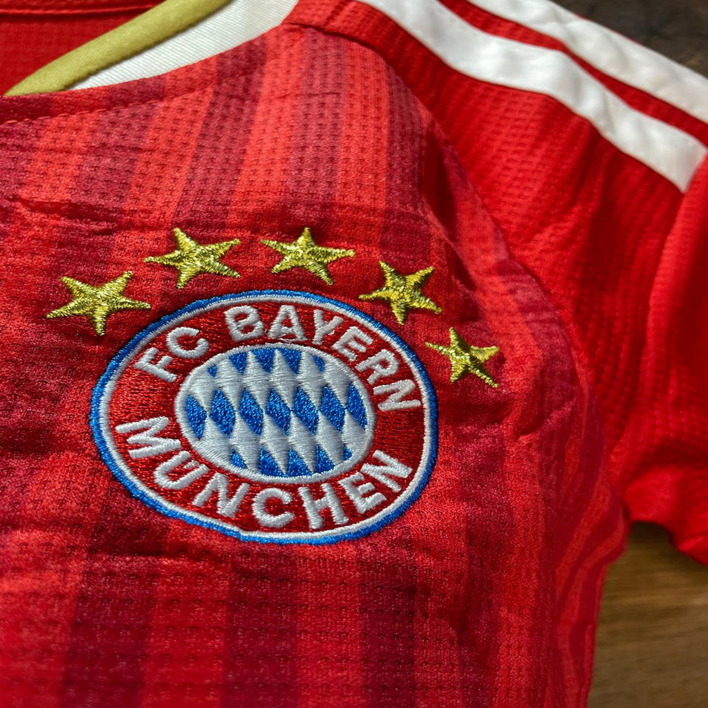 UNIFORME NIÑO BAYERN 2026